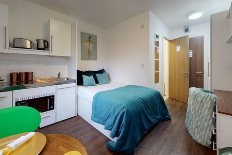 Studio to rent, Standard Studio, Park House, Luton, LU1