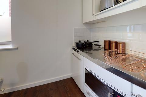 Studio to rent, Standard Studio, Park House, Luton, LU1