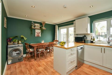 3 bedroom detached house for sale, Meadow Lane, Haxby, York