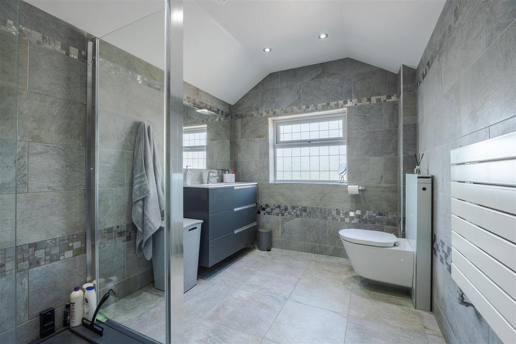 Family bathroom