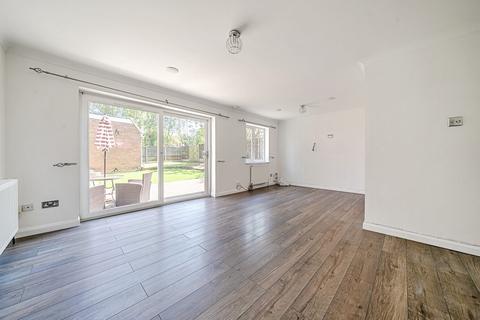 16 Romney Drive, Bromley, BR1 2TE