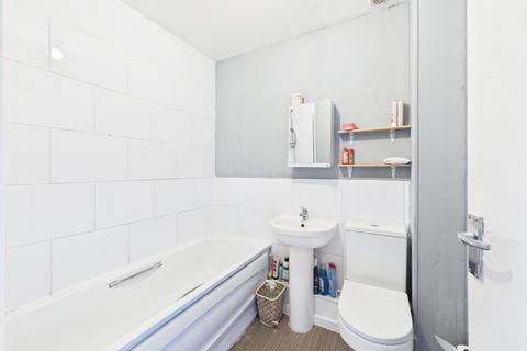 157 Manor Road, Witney, OX28 3UF