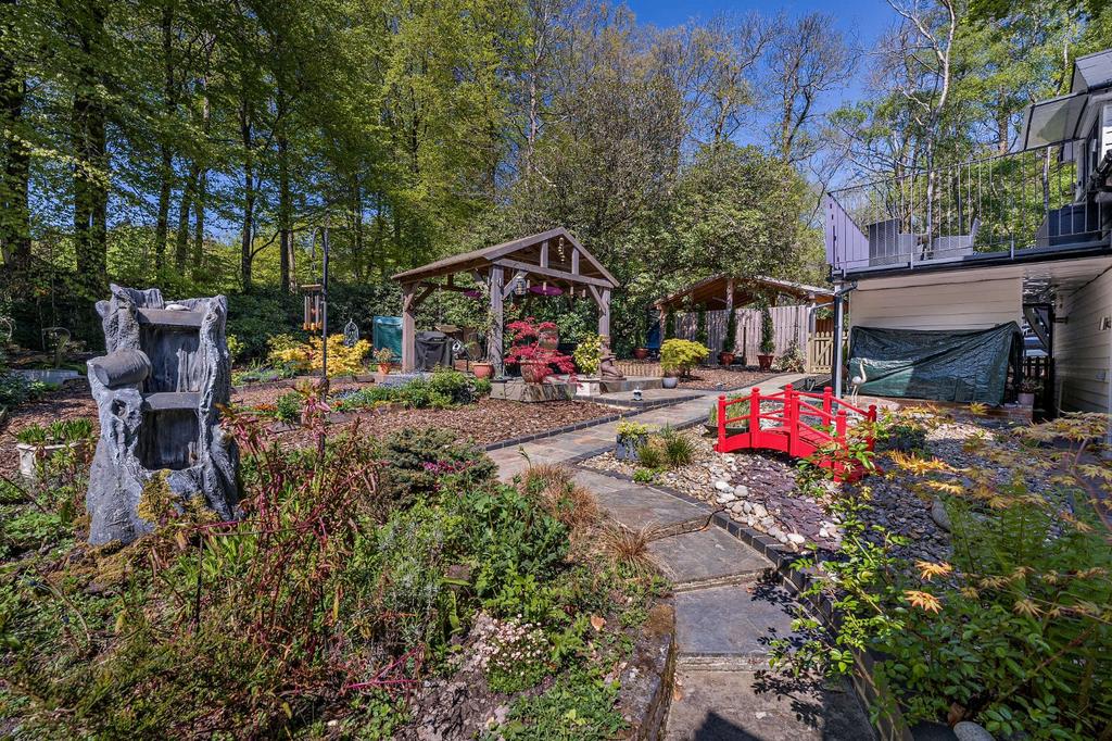 Side Garden