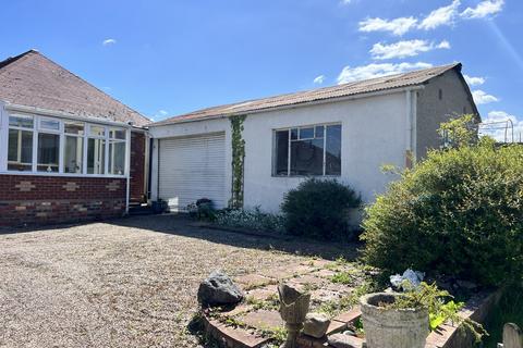 2 bedroom detached bungalow for sale, Pontardulais Road, Tycroes, Ammanford, Carmarthenshire.