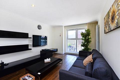 2 bedroom flat for sale, Aria House, Covent Garden, London, WC2B