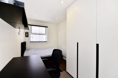 2 bedroom flat for sale, Aria House, Covent Garden, London, WC2B
