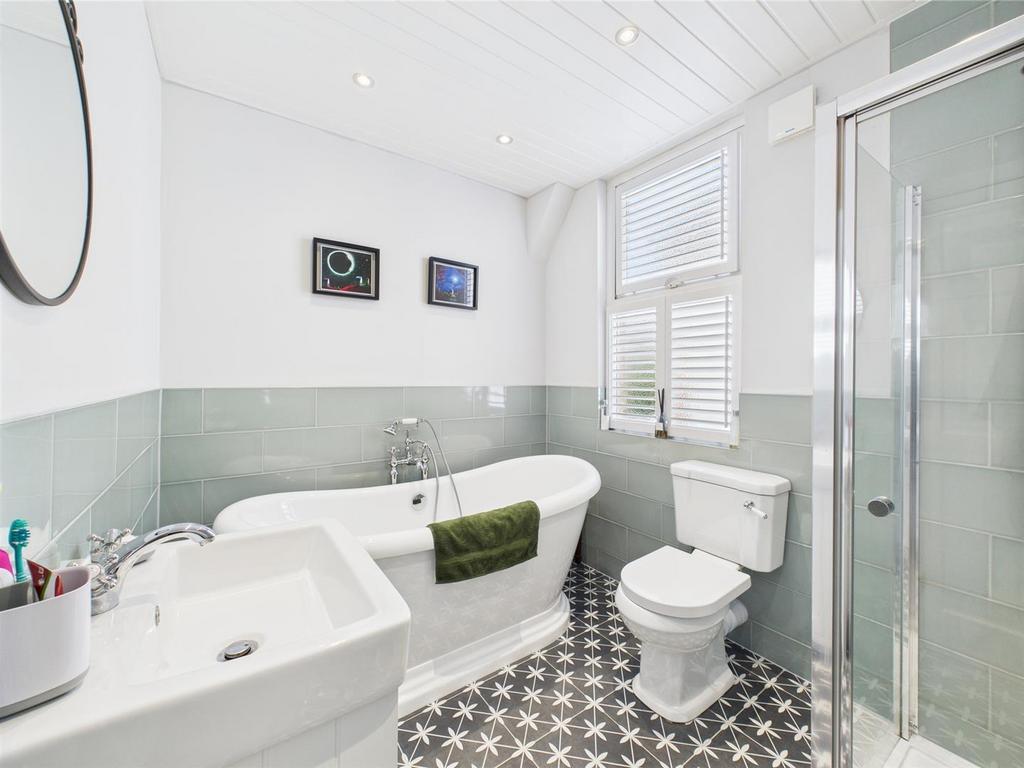 Bath 1.jpg