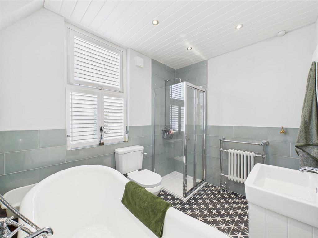Bath 3.jpg
