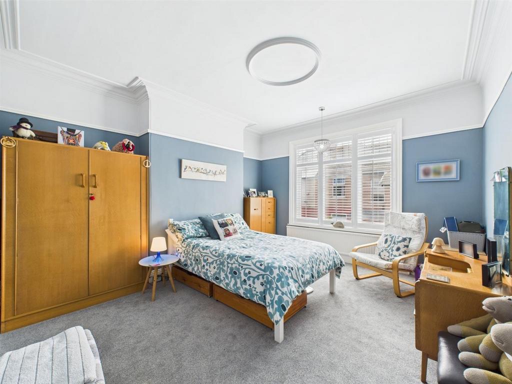 Bed 2 - 3.jpg