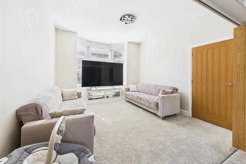 58 Fieldhead Road, Sheffield, S8 0ZX
