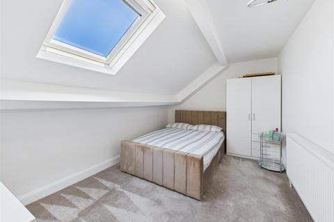 58 Fieldhead Road, Sheffield, S8 0ZX