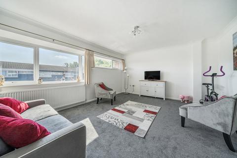 17 Ivy Close, Gravesend, DA12 5NP