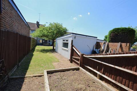 3 bedroom end of terrace house for sale, Tollgate Road, Colney Heath