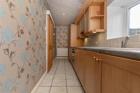 2 bedroom cottage for sale, Houses Hill, Kirkheaton, Huddersfield