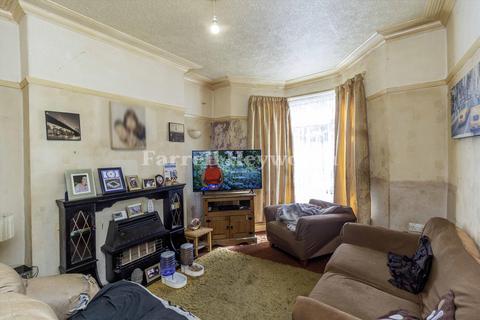 3 bedroom house for sale, King Street, Morecambe LA4