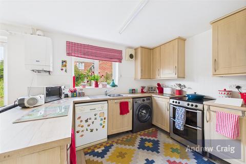 11 Abbeyfield Close, Gateshead, NE8 2PS