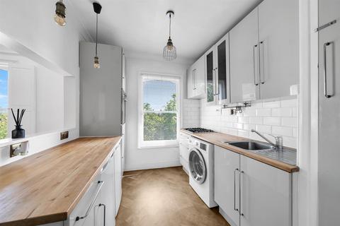 1 bedroom flat for sale, Widmore Road, Bromley