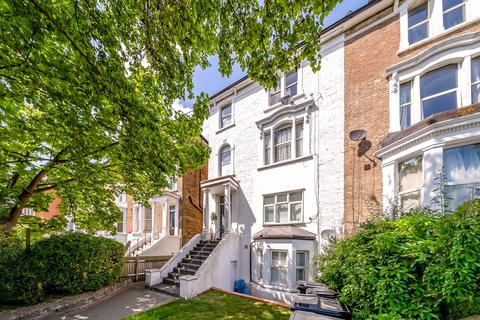 1 bedroom flat for sale, Widmore Road, Bromley