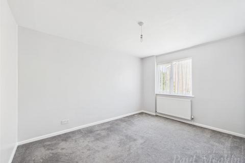 47 Viney Bank, Croydon, CR0 9JT