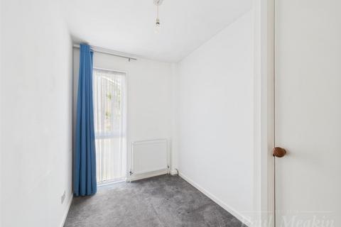 47 Viney Bank, Croydon, CR0 9JT