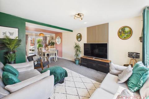 3 bedroom link detached house for sale, Ffordd Hendre, Wrexham