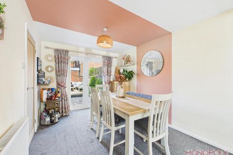 3 bedroom link detached house for sale, Ffordd Hendre, Wrexham