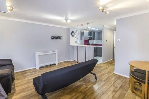 1 bedroom flat to rent, Bywater Place, London SE16