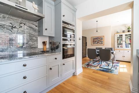 undefined, Kings Drive, Midhurst, GU29