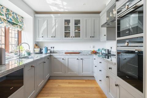 undefined, Kings Drive, Midhurst, GU29