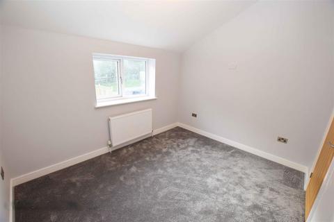 3 bedroom mews to rent, Massey Brook Lane, Lymm