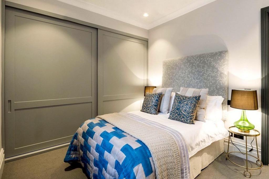 Bedroom One.jpg