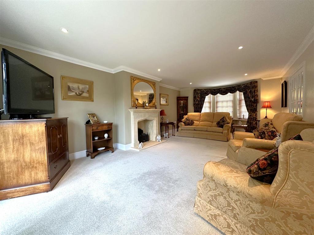 Generous Living Room 293
