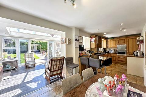 5 bedroom detached house for sale, Mill Lane, Preston