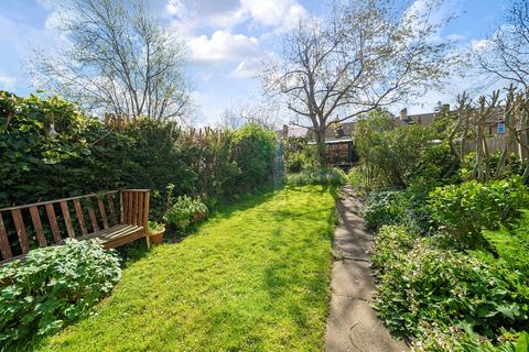 3 bedroom terraced house for sale, Downham Way, Bromley