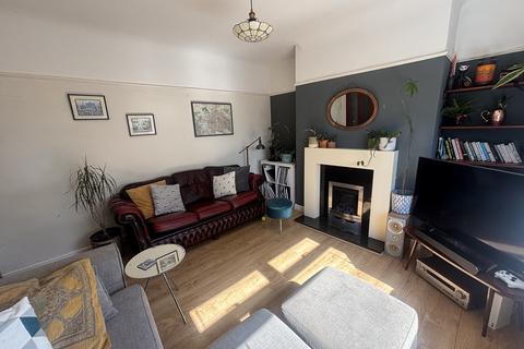 2 bedroom semi-detached house for sale, Gorse Lane, Stretford, M32 0UF