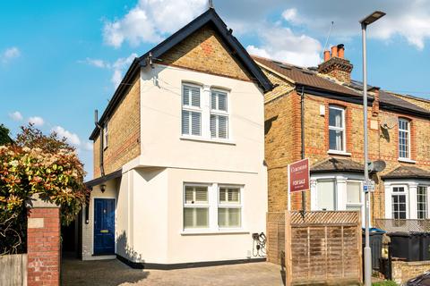 3 bedroom detached house for sale, Bonner Hill Road, Kingston Upon Thames, KT1