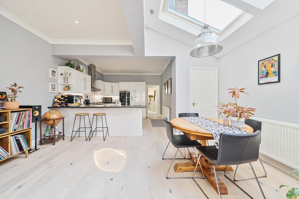 Dining Room/Kitchen