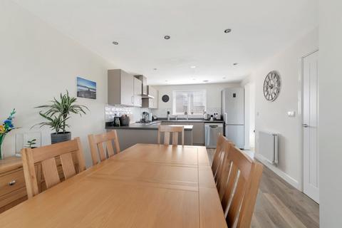 4 Skylark Drive, Pershore, WR10 1FE