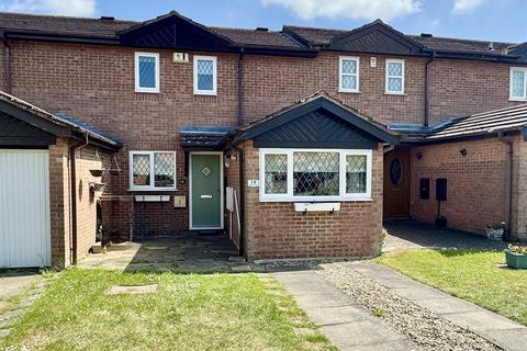 3 bedroom terraced house to rent, Mees Close, Luton, LU3 4AZ