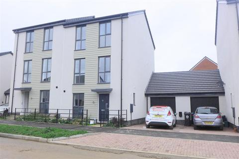 1 bedroom detached house to rent, Bristol BS34