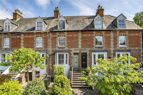 18 Elm Road, Winchester, SO22 5AG
