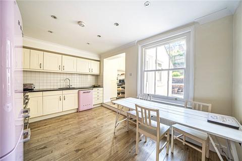 18 Elm Road, Winchester, SO22 5AG