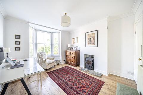 18 Elm Road, Winchester, SO22 5AG