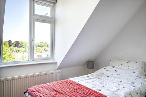 18 Elm Road, Winchester, SO22 5AG