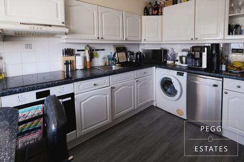 2 bedroom flat for sale, Wroxall Grange, Torquay