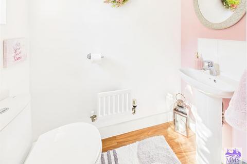 1b Gold Drive, Wainscott, Rochester, ME3 8FJ