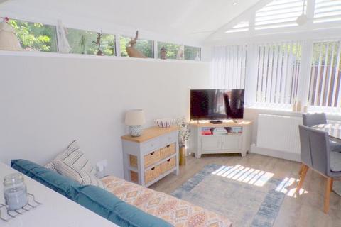 6 Old Vicarage Close, Bournemouth, BH10 7DU