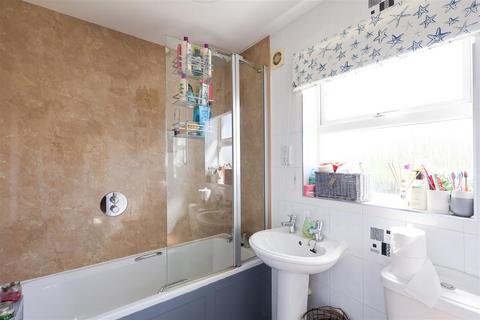 12 Harriers Croft, Dalton, Thirsk, YO7 3HA