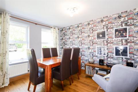 12 Harriers Croft, Dalton, Thirsk, YO7 3HA