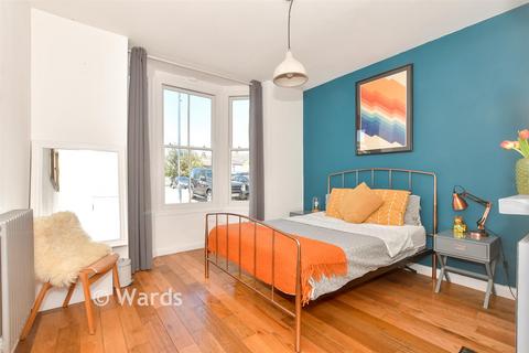 2 bedroom ground floor flat for sale, Gladstone Road, Whitstable, Kent